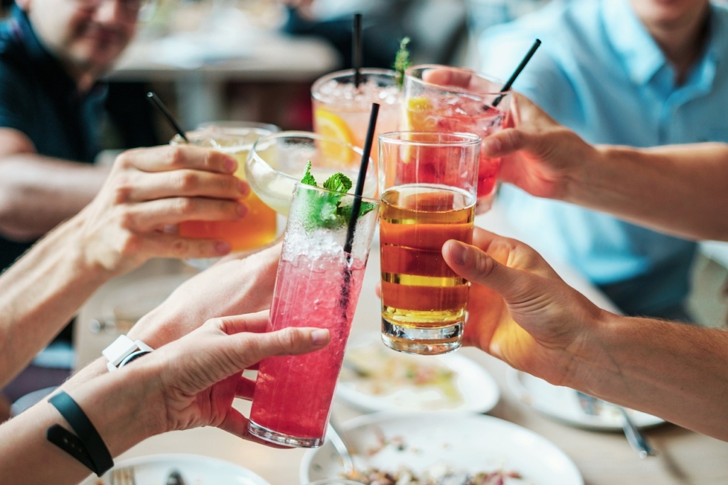 Zodíaco: confira receitas de drinks inspirados nos quatro elementos